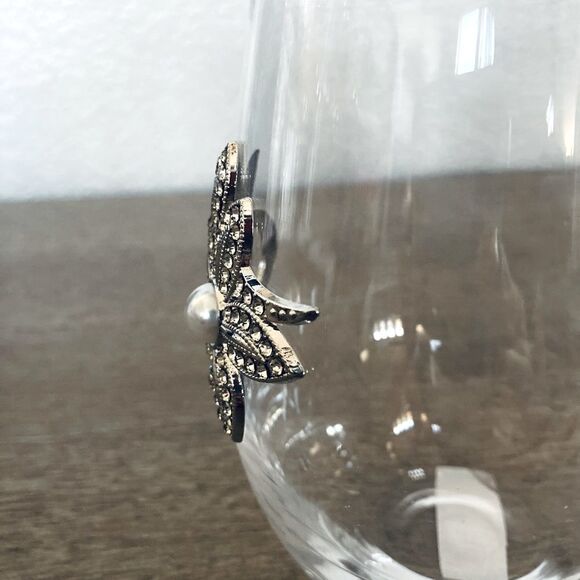 Silver Crystal Jeweled Stemless Wine Glass - Picture 3 of 3